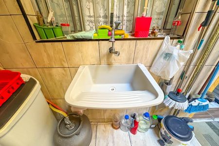 Casa à venda com 110m², 2 quartos e 1 vagaÁrea de Serviço