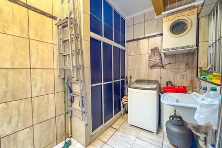 Casa à venda com 110m², 2 quartos e 1 vagaÁrea de Serviço