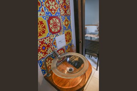 Casa à venda com 160m², 3 quartos e 2 vagasLavabo