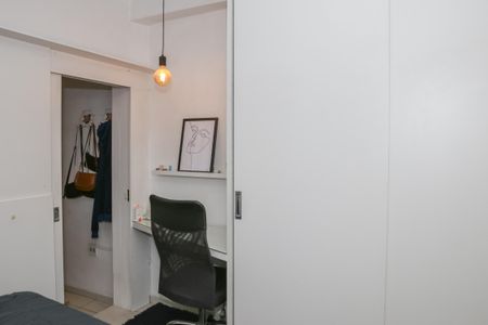 Casa à venda com 160m², 3 quartos e 2 vagasSuíte 2