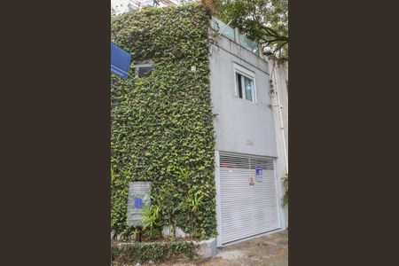 Casa à venda com 160m², 3 quartos e 2 vagasFachada