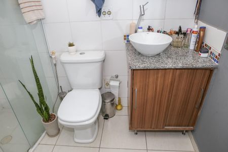 Casa à venda com 160m², 3 quartos e 2 vagasBanheiro da Suíte 2