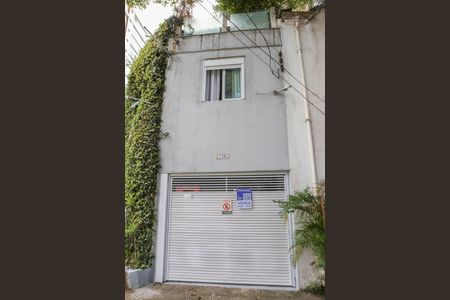 Casa à venda com 160m², 3 quartos e 2 vagasFachada