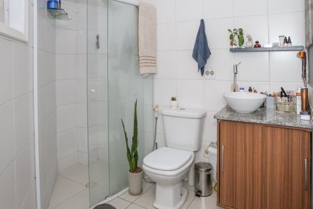 Casa à venda com 160m², 3 quartos e 2 vagasBanheiro da Suíte 2