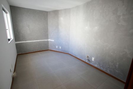 Casa de condomínio à venda com 174m², 4 quartos e 2 vagasSuíte 3