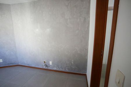 Casa de condomínio à venda com 174m², 4 quartos e 2 vagasSuíte 3
