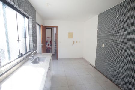 Casa de condomínio à venda com 174m², 4 quartos e 2 vagasCozinha
