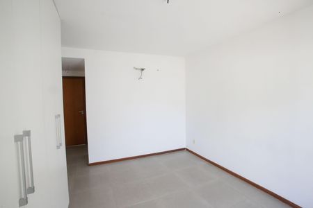 Casa de condomínio à venda com 174m², 4 quartos e 2 vagasSuíte 1