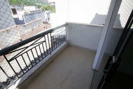 Casa de condomínio à venda com 174m², 4 quartos e 2 vagasVaranda da Suíte 1