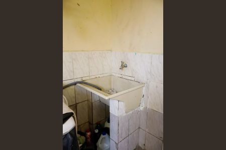 Casa à venda com 120m², 4 quartos e 2 vagas Casa à venda com 120m², 4 quartos e 2 vagasLavanderia