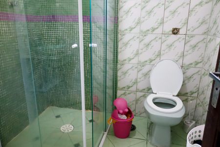 Casa à venda com 120m², 4 quartos e 2 vagas Casa à venda com 120m², 4 quartos e 2 vagasBanheiro