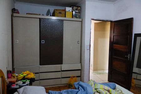 Casa à venda com 120m², 4 quartos e 2 vagas Casa à venda com 120m², 4 quartos e 2 vagasQuarto 3