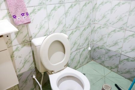 Casa à venda com 120m², 4 quartos e 2 vagas Casa à venda com 120m², 4 quartos e 2 vagasBanheiro 2