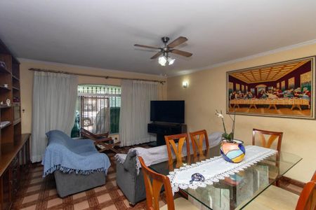 Casa para alugar com 158m², 4 quartos e 2 vagas Casa para alugar com 158m², 4 quartos e 2 vagasSala