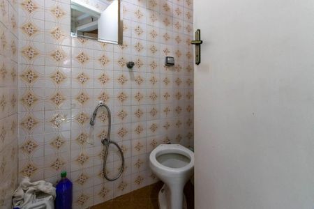 Casa para alugar com 158m², 4 quartos e 2 vagas Casa para alugar com 158m², 4 quartos e 2 vagasBanheiro de Serviço