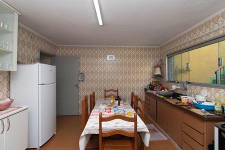 Casa para alugar com 158m², 4 quartos e 2 vagas Casa para alugar com 158m², 4 quartos e 2 vagasCozinha