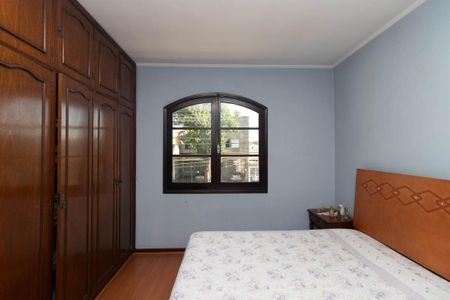 Casa para alugar com 158m², 4 quartos e 2 vagas Casa para alugar com 158m², 4 quartos e 2 vagasQuarto 1