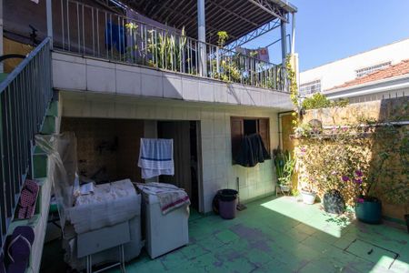 Casa para alugar com 158m², 4 quartos e 2 vagas Casa para alugar com 158m², 4 quartos e 2 vagasQuintal