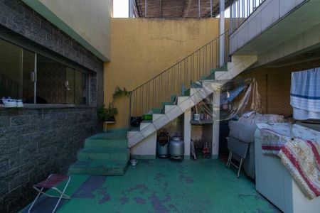 Casa para alugar com 158m², 4 quartos e 2 vagas Casa para alugar com 158m², 4 quartos e 2 vagasQuintal