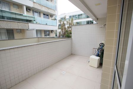 Apartamento à venda com 160m², 3 quartos e 2 vagasVaranda do Quarto 3