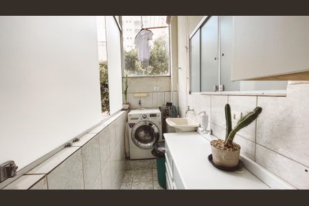 Apartamento à venda com 69m², 2 quartos e sem vaga Apartamento à venda com 69m², 2 quartos e sem vagaÁrea de Serviço