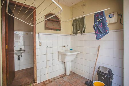 Casa à venda com 135m², 3 quartos e 2 vagasÁrea de Serviço