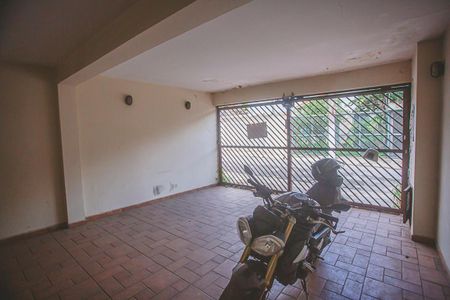 Casa à venda com 135m², 3 quartos e 2 vagasGaragem