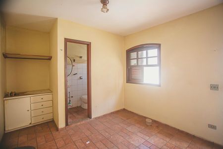 Casa à venda com 135m², 3 quartos e 2 vagasQuarto 2 de Serviço