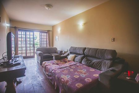 Casa à venda com 135m², 3 quartos e 2 vagasSala de Estar