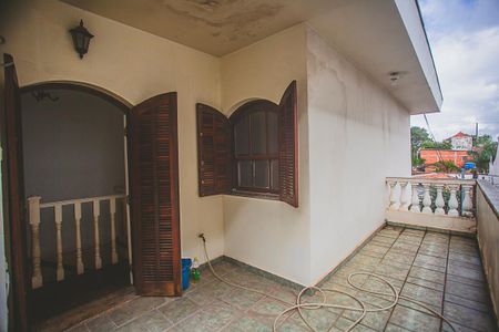 Casa à venda com 135m², 3 quartos e 2 vagasVaranda Corredor - Quartos