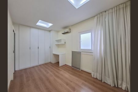 Casa à venda com 340m², 7 quartos e 1 vagaQuarto 3