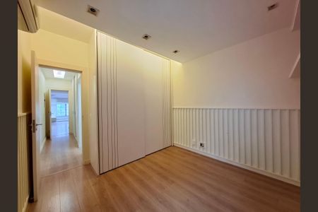 Casa à venda com 340m², 7 quartos e 1 vagaQuarto 4