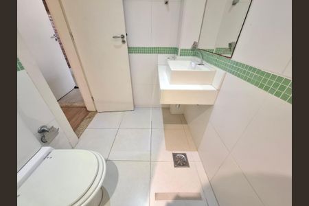 Casa à venda com 340m², 7 quartos e 1 vagaBanheiro 