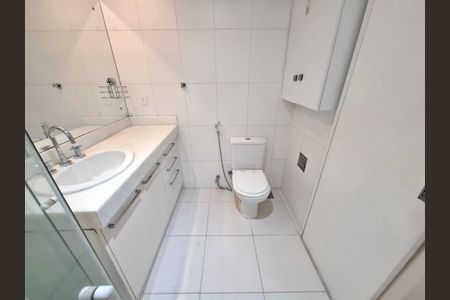 Casa à venda com 340m², 7 quartos e 1 vagaBanheiro da suíte 