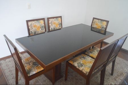 Apartamento à venda com 130m², 3 quartos e 2 vagasSala