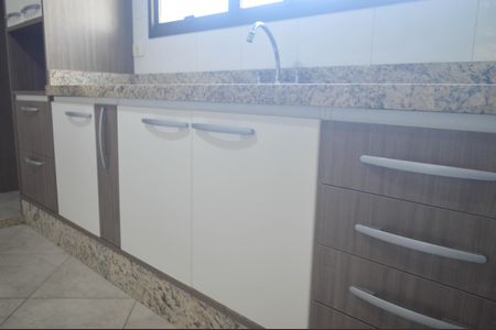 Apartamento à venda com 130m², 3 quartos e 2 vagasCozinha