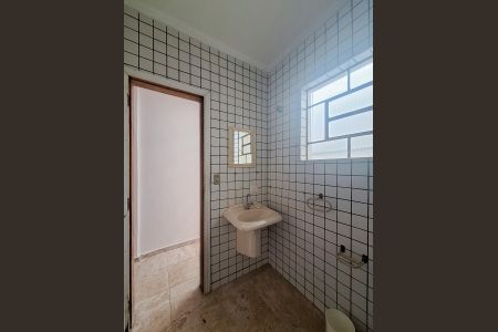 Casa à venda com 900m², 4 quartos e 4 vagasBanheiro Quarto 4