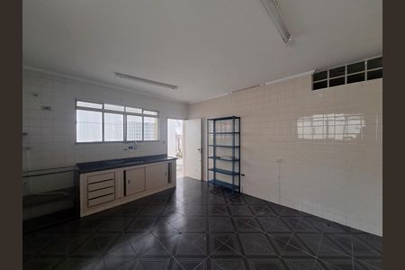 Casa à venda com 900m², 4 quartos e 4 vagasCozinha