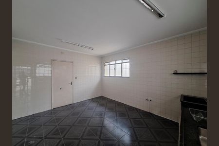Casa à venda com 900m², 4 quartos e 4 vagasCozinha