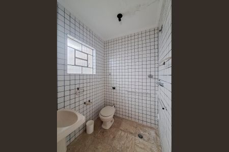 Casa à venda com 900m², 4 quartos e 4 vagasBanheiro Quarto 4