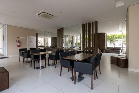 Apartamento à venda com 111m², 2 quartos e 2 vagas Apartamento à venda com 111m², 2 quartos e 2 vagasÁrea comum