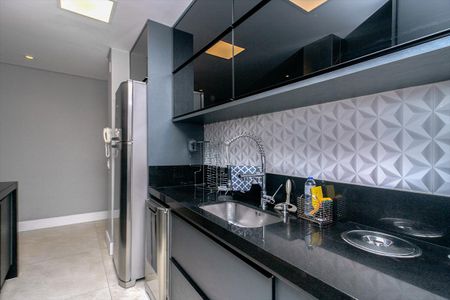 Apartamento à venda com 111m², 2 quartos e 2 vagas Apartamento à venda com 111m², 2 quartos e 2 vagasCozinha