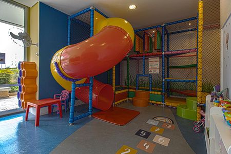 Apartamento à venda com 111m², 2 quartos e 2 vagas Apartamento à venda com 111m², 2 quartos e 2 vagasÁrea comum