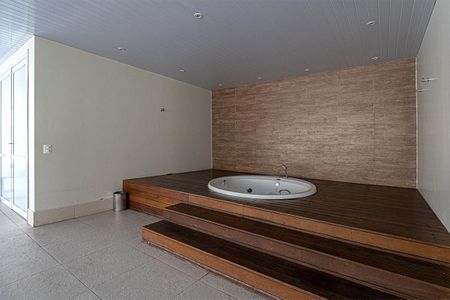 Apartamento à venda com 111m², 2 quartos e 2 vagas Apartamento à venda com 111m², 2 quartos e 2 vagasÁrea comum