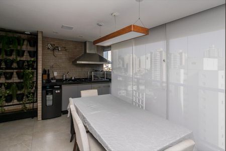 Apartamento à venda com 111m², 2 quartos e 2 vagas Apartamento à venda com 111m², 2 quartos e 2 vagasSacada