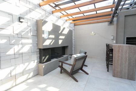 Apartamento à venda com 57m², 2 quartos e 1 vagaÁrea comum - Lareira