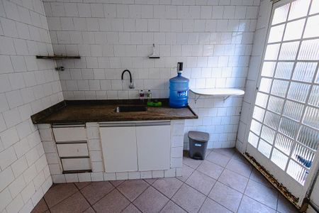 Casa à venda com 500m², 3 quartos e 2 vagasCozinha