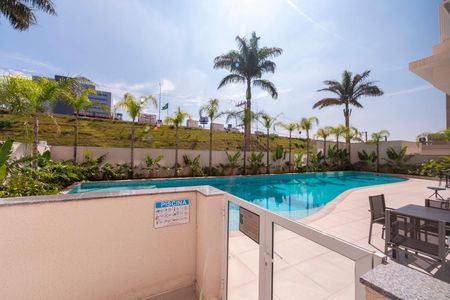 Studio para alugar com 45m², 1 quarto e 1 vaga Studio para alugar com 45m², 1 quarto e 1 vagaÁrea comum - Piscina
