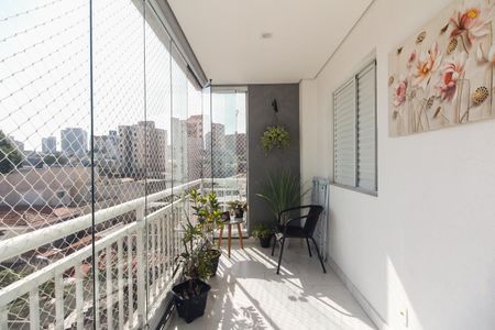Apartamento à venda com 79m², 3 quartos e 2 vagas Apartamento à venda com 79m², 3 quartos e 2 vagasVaranda