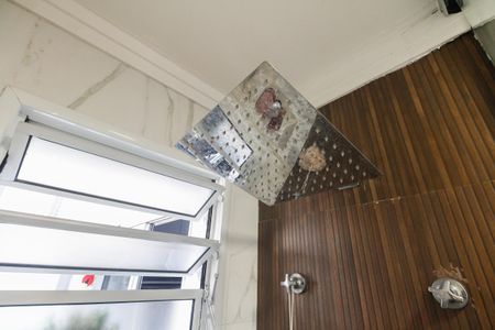 Apartamento à venda com 79m², 3 quartos e 2 vagas Apartamento à venda com 79m², 3 quartos e 2 vagasBanheiro Social